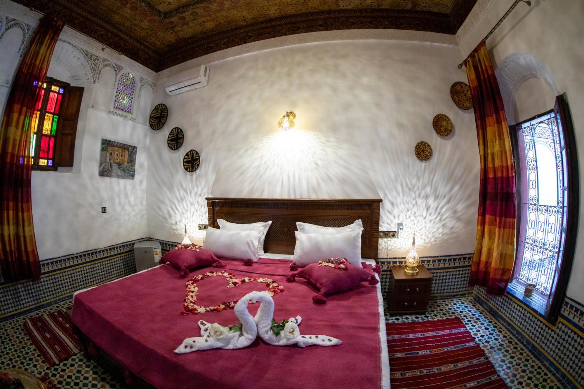Riad Taj Fez Exterior photo
